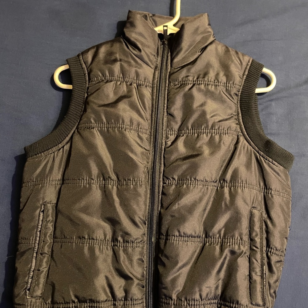 Boys black medium Vest jacket